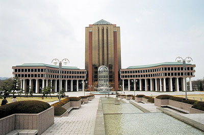 東京工科大学