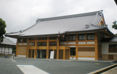 西本願寺　式務部棟・新参拝棟