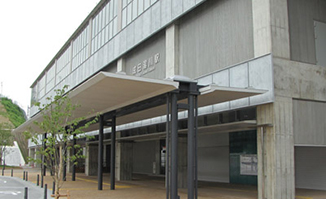 成田スカイアクセス　成田湯川駅